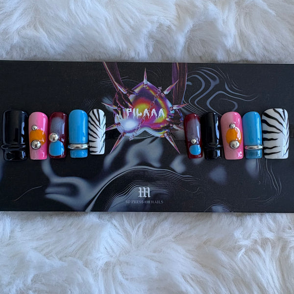 No.324 By PILAAA NAILS