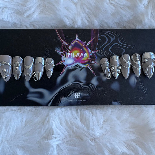 No.343 By PILAAA NAILS