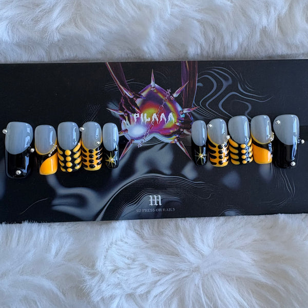 No.329 By PILAAA NAILS