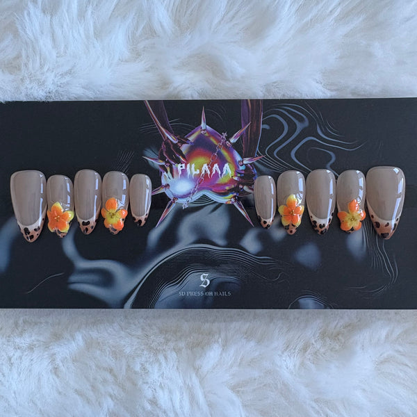 No.302 By PILAAA NAILS
