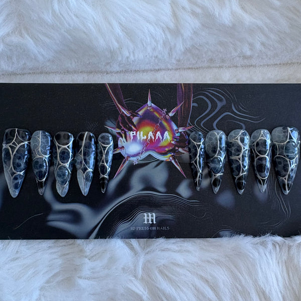 No.321 By PILAAA NAILS