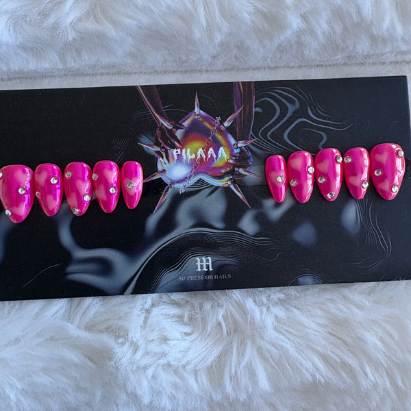 No.328 By PILAAA NAILS