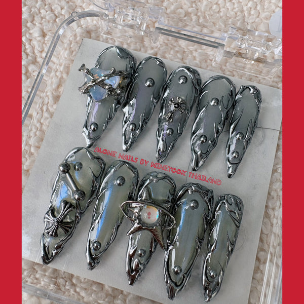 NO.016-Alone Nails By Minetook Thailand