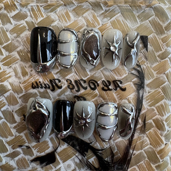 No.125 Alone Nails By Minetook Thailand