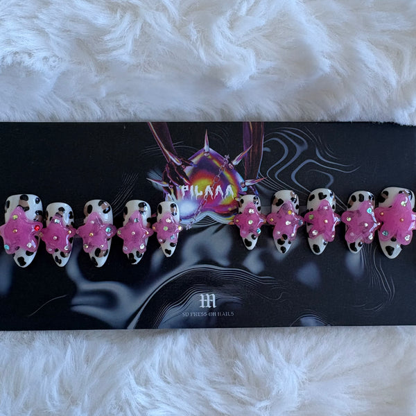 No.336 By PILAAA NAILS
