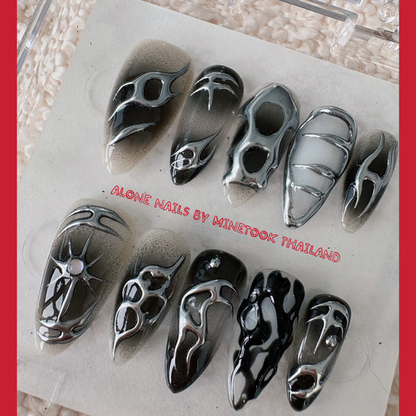 NO.005-Alone Nails By Minetook Thailand