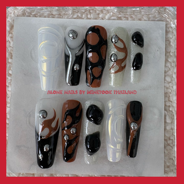NO.010-Alone Nails By Minetook Thailand