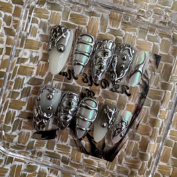 No.152 Alone Nails By Minetook Thailand